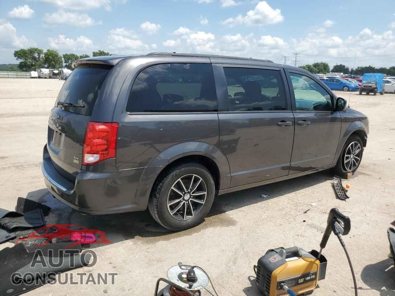 DODGE CARAVAN 2018 - 2C4RDGEG0JR338743