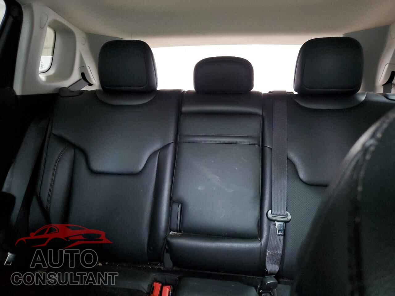 JEEP COMPASS 2020 - 3C4NJDCB7LT138035