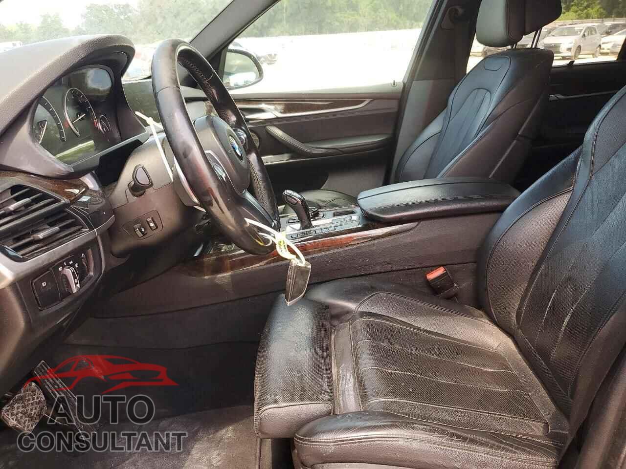 BMW X5 2014 - 5UXKR6C55E0J72247