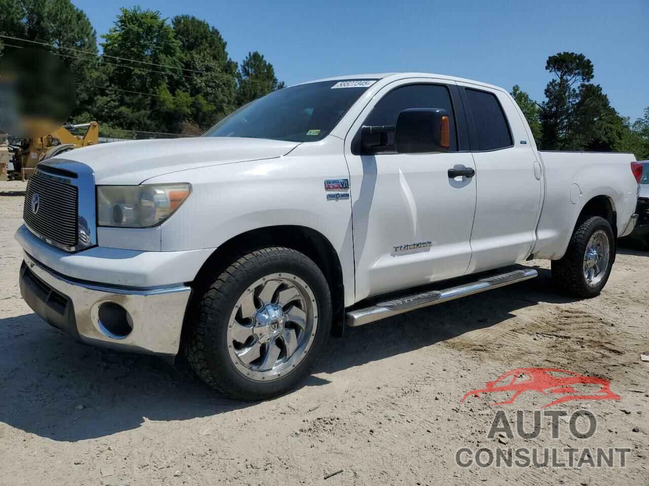 TOYOTA TUNDRA 2011 - 5TFUW5F12BX204418