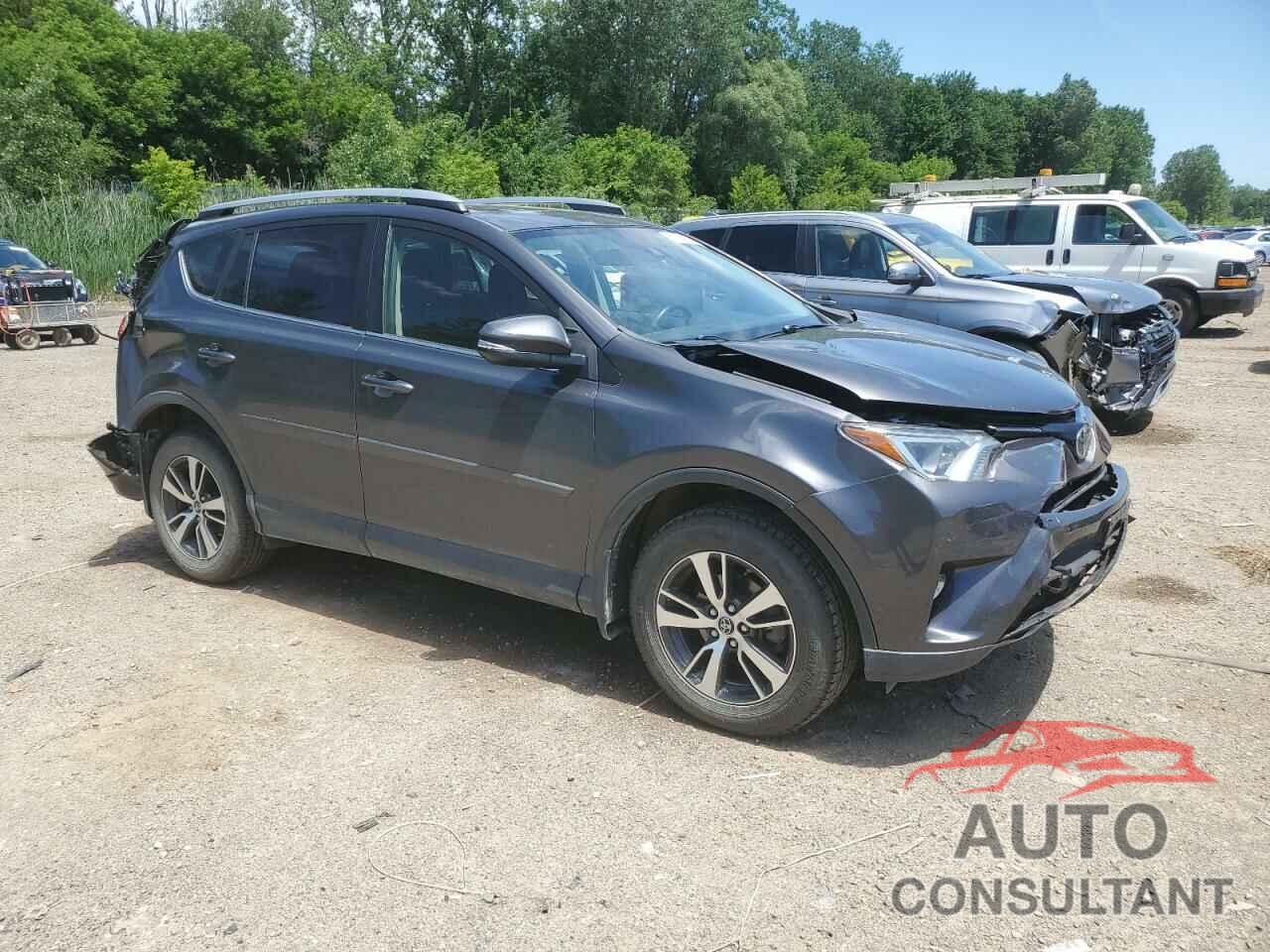 TOYOTA RAV4 2017 - JTMRFREV6HJ714722