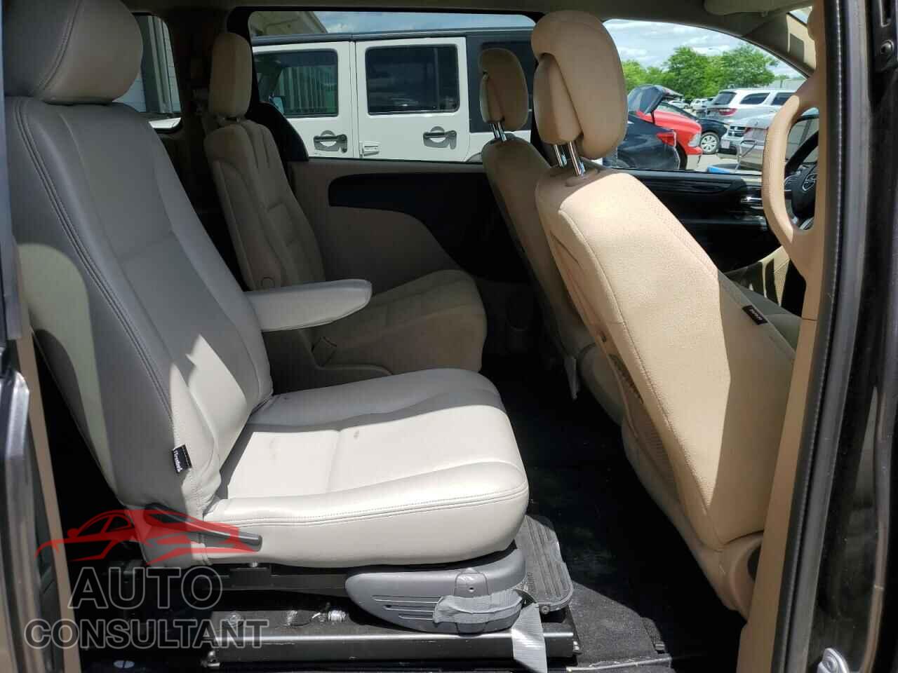 DODGE CARAVAN 2016 - 2C4RDGBG7GR331611