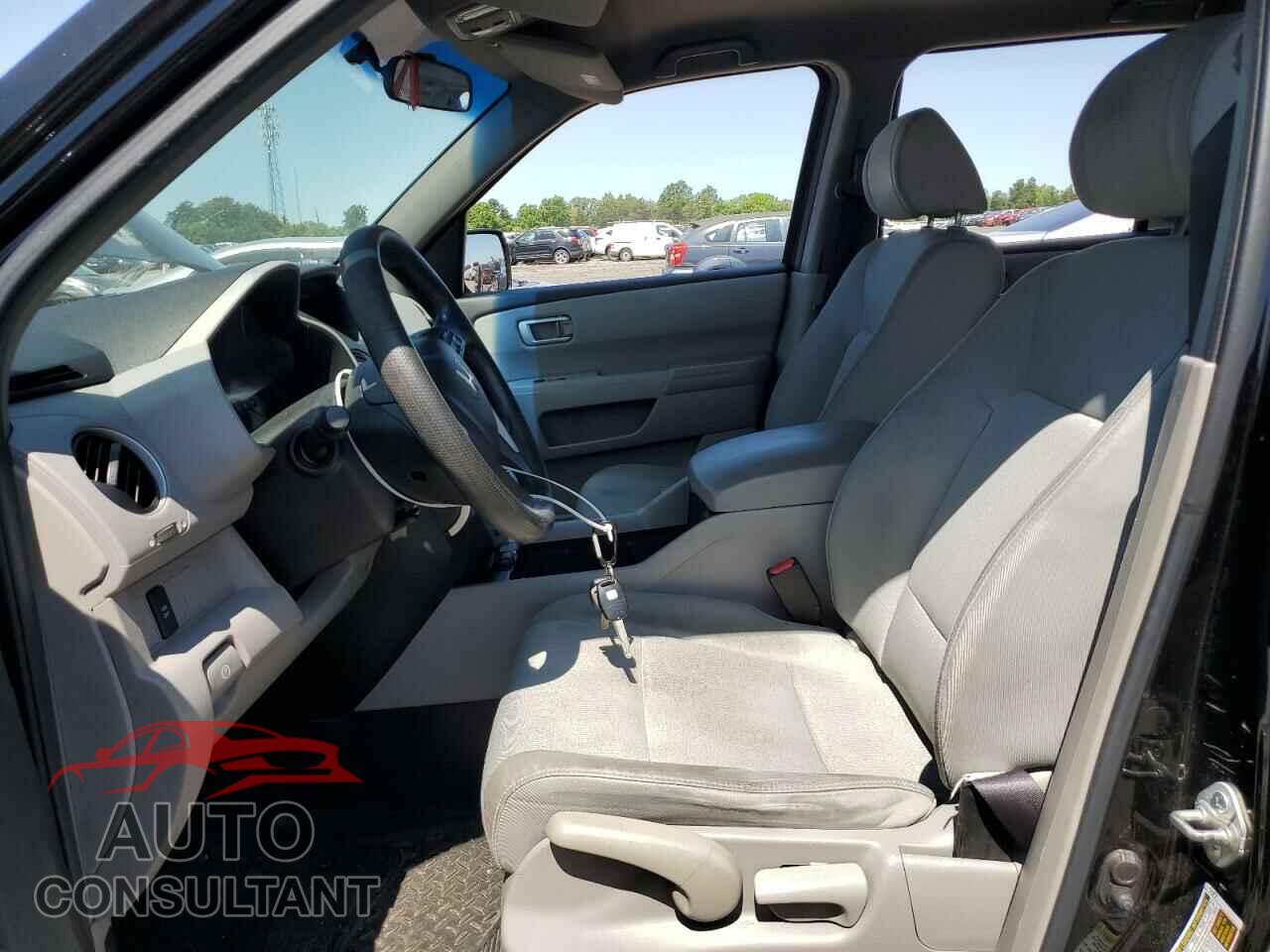HONDA PILOT 2011 - 5FNYF4H23BB073348