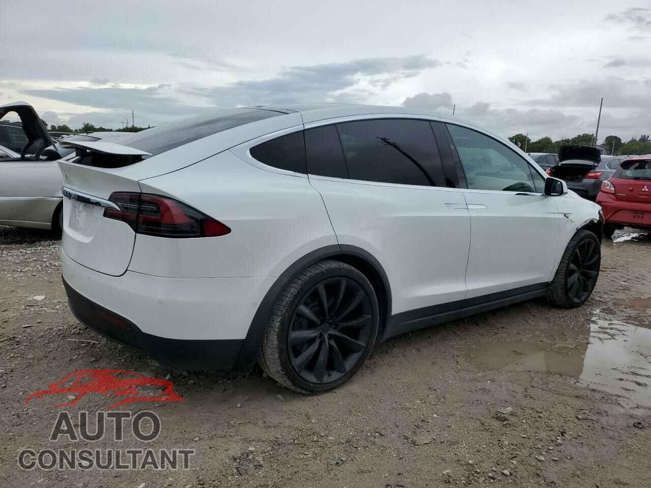 TESLA MODEL X 2019 - 5YJXCBE20KF151503