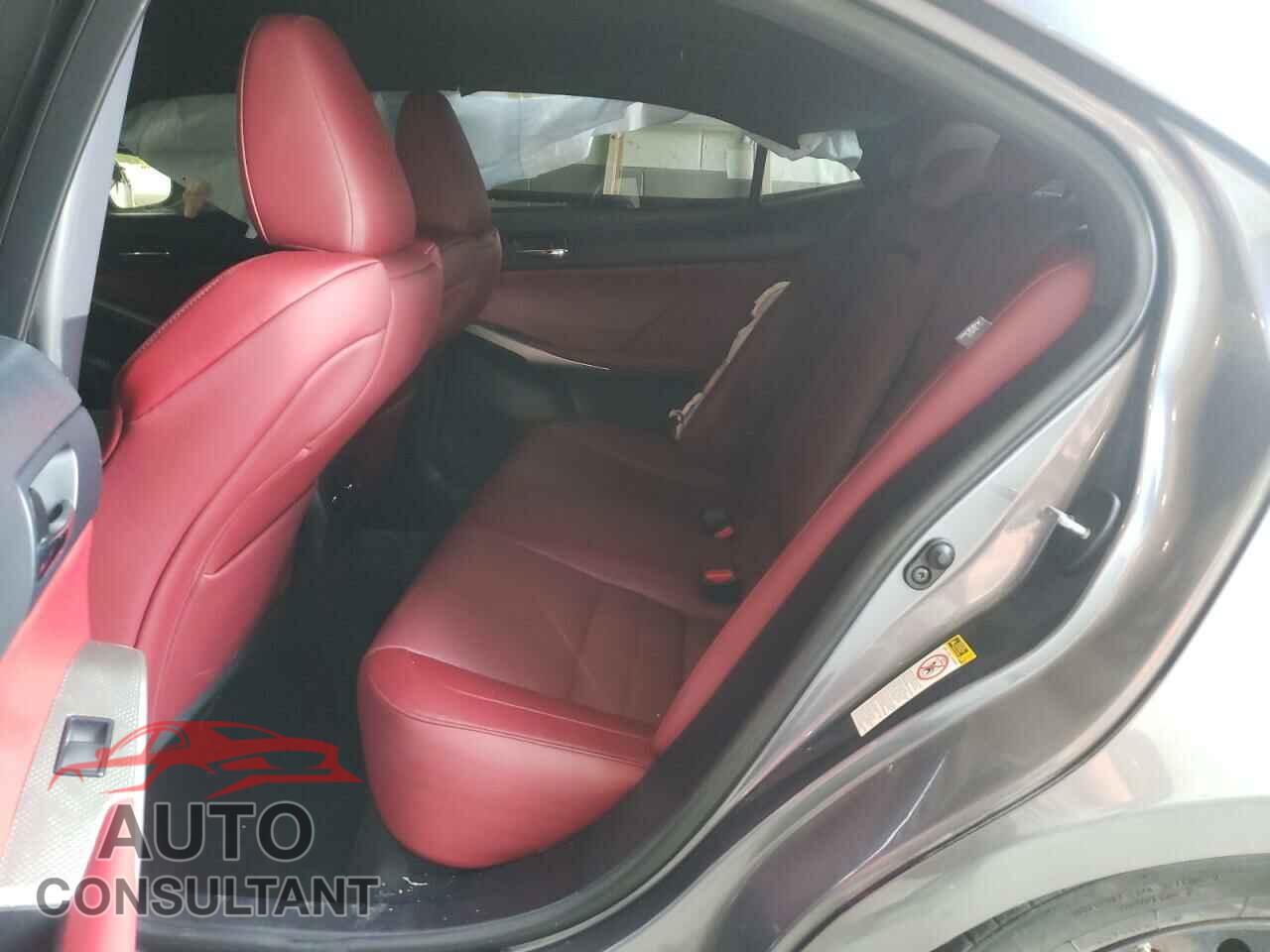 LEXUS IS 2016 - JTHBA1D22G5031754