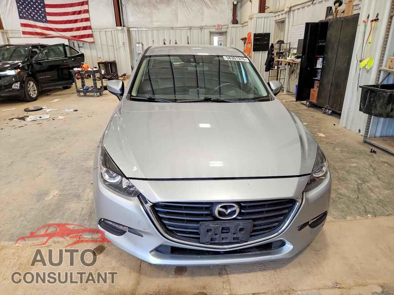 MAZDA 3 2017 - 3MZBN1K72HM155665