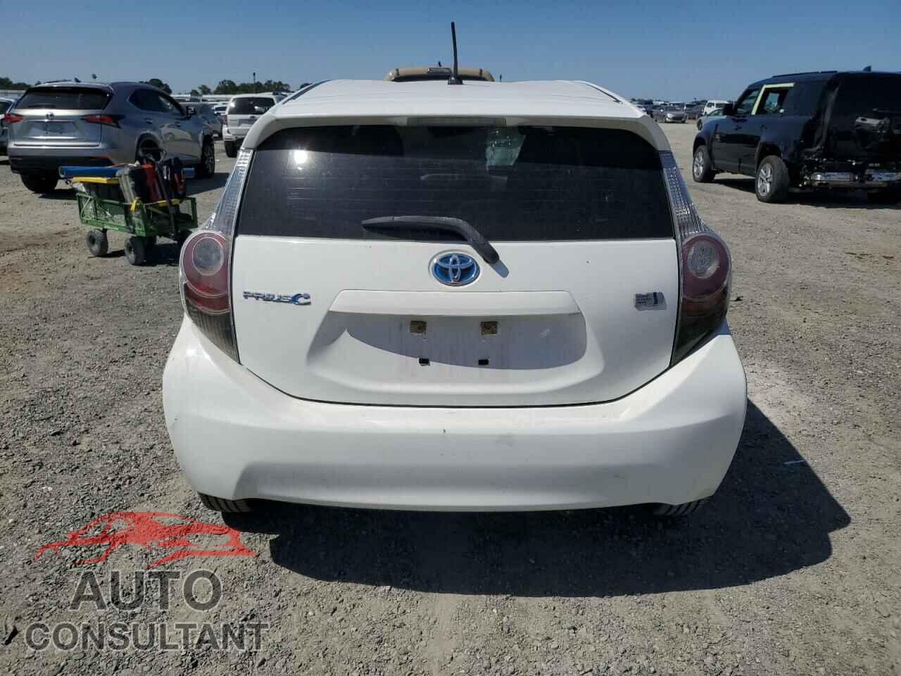 TOYOTA PRIUS 2012 - JTDKDTB36C1505397