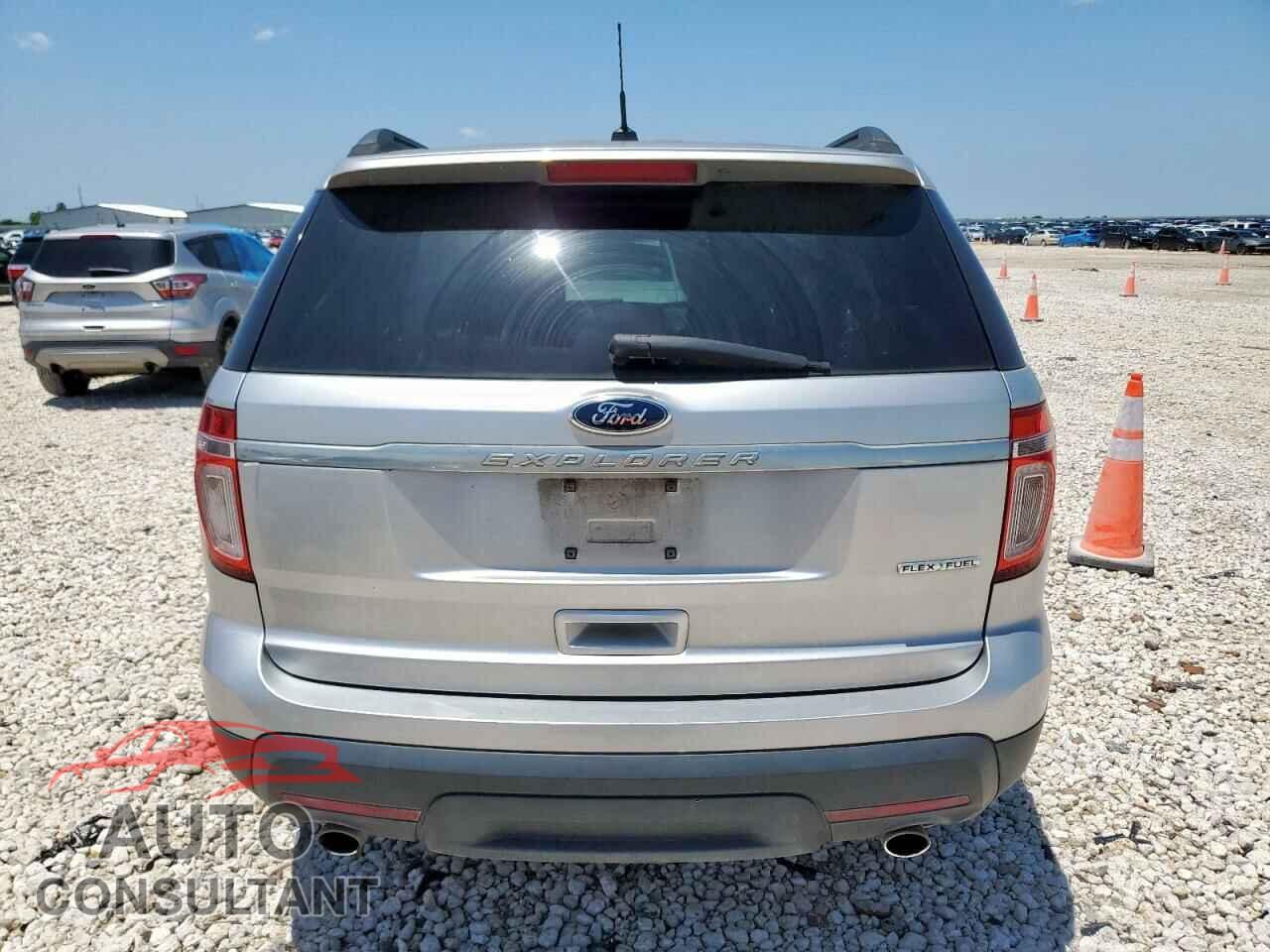 FORD EXPLORER 2014 - 1FM5K7B86EGA27340