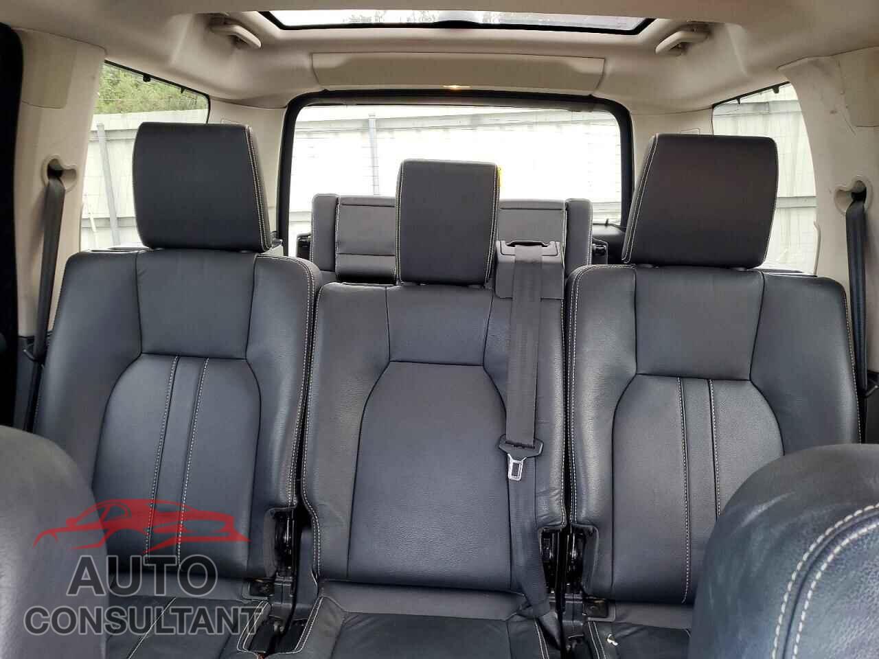 LAND ROVER LR4 2011 - SALAG2D41BA583256