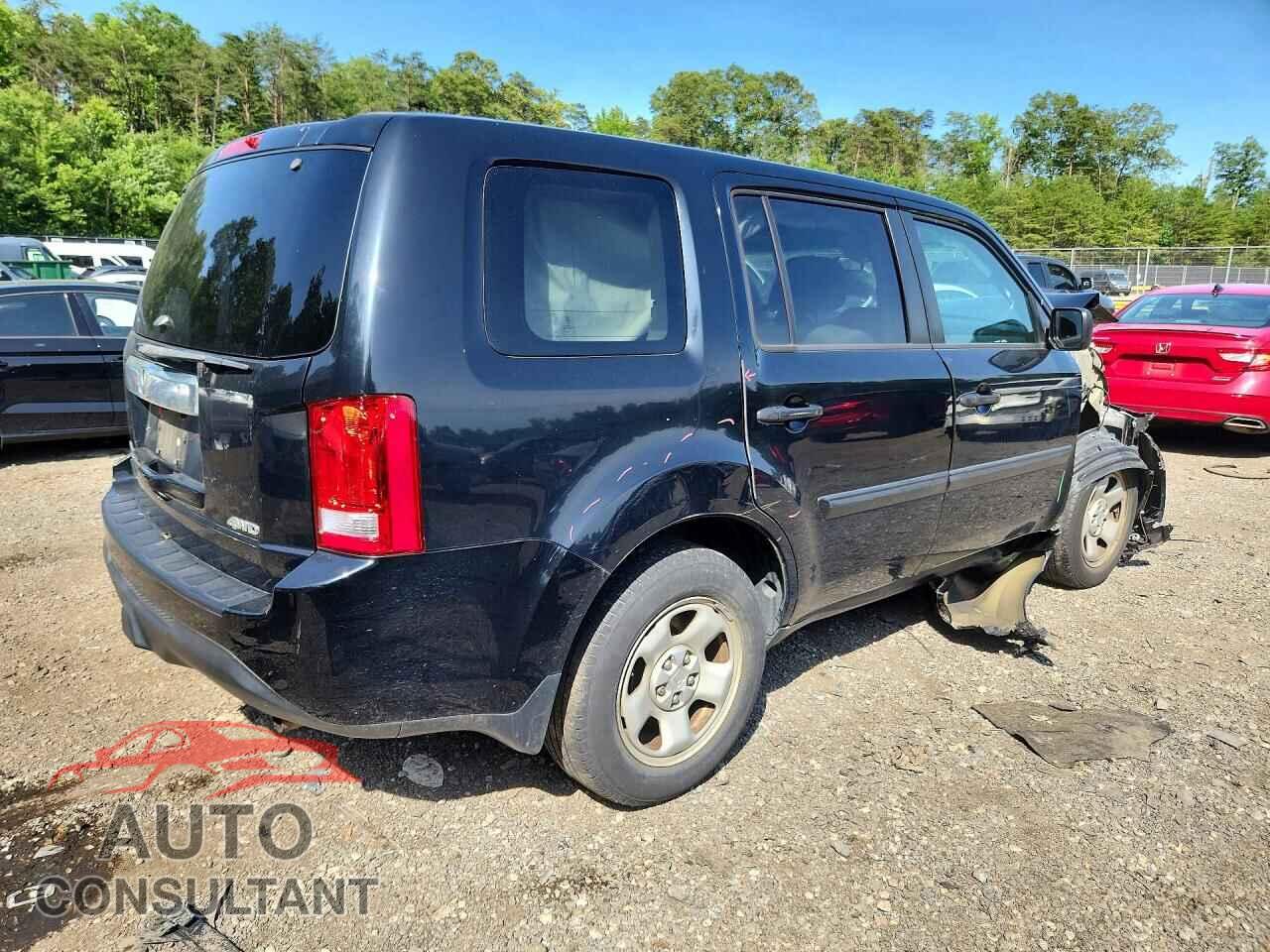 HONDA PILOT 2013 - 5FNYF4H28DB082016