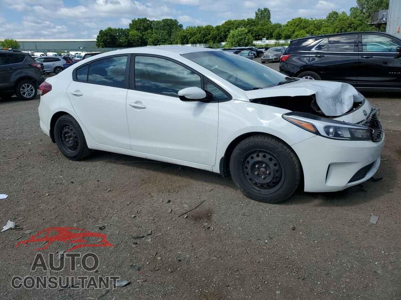 KIA FORTE 2017 - 3KPFK4A70HE055008