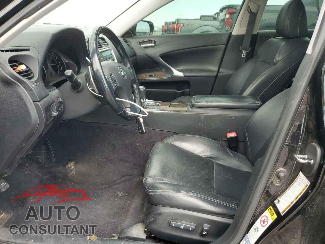 LEXUS IS 2009 - JTHCK262295035861