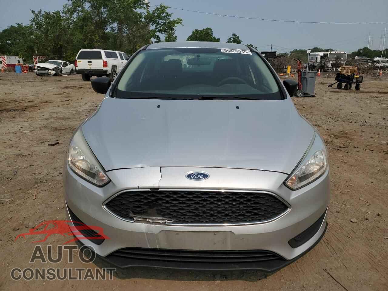FORD FOCUS 2017 - 1FADP3E29HL218639