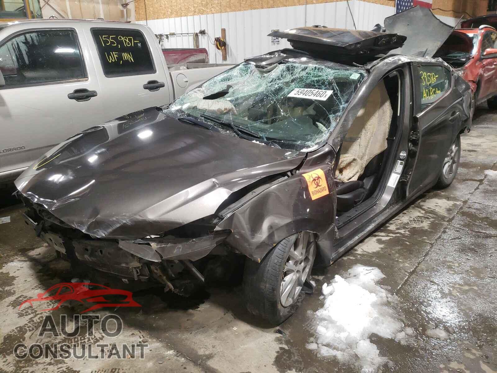 MAZDA 3 2016 - JM1BM1X74G1354422