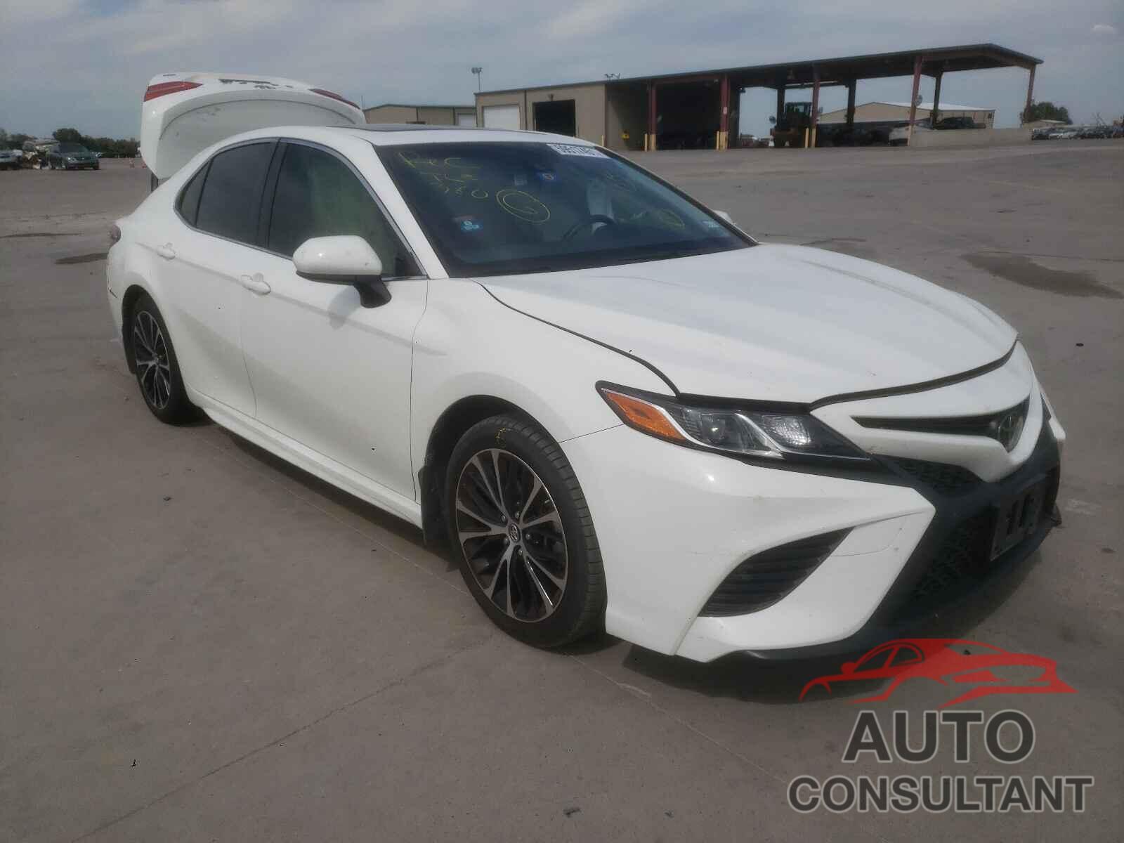 TOYOTA CAMRY 2018 - JTNB11HK5J3069134