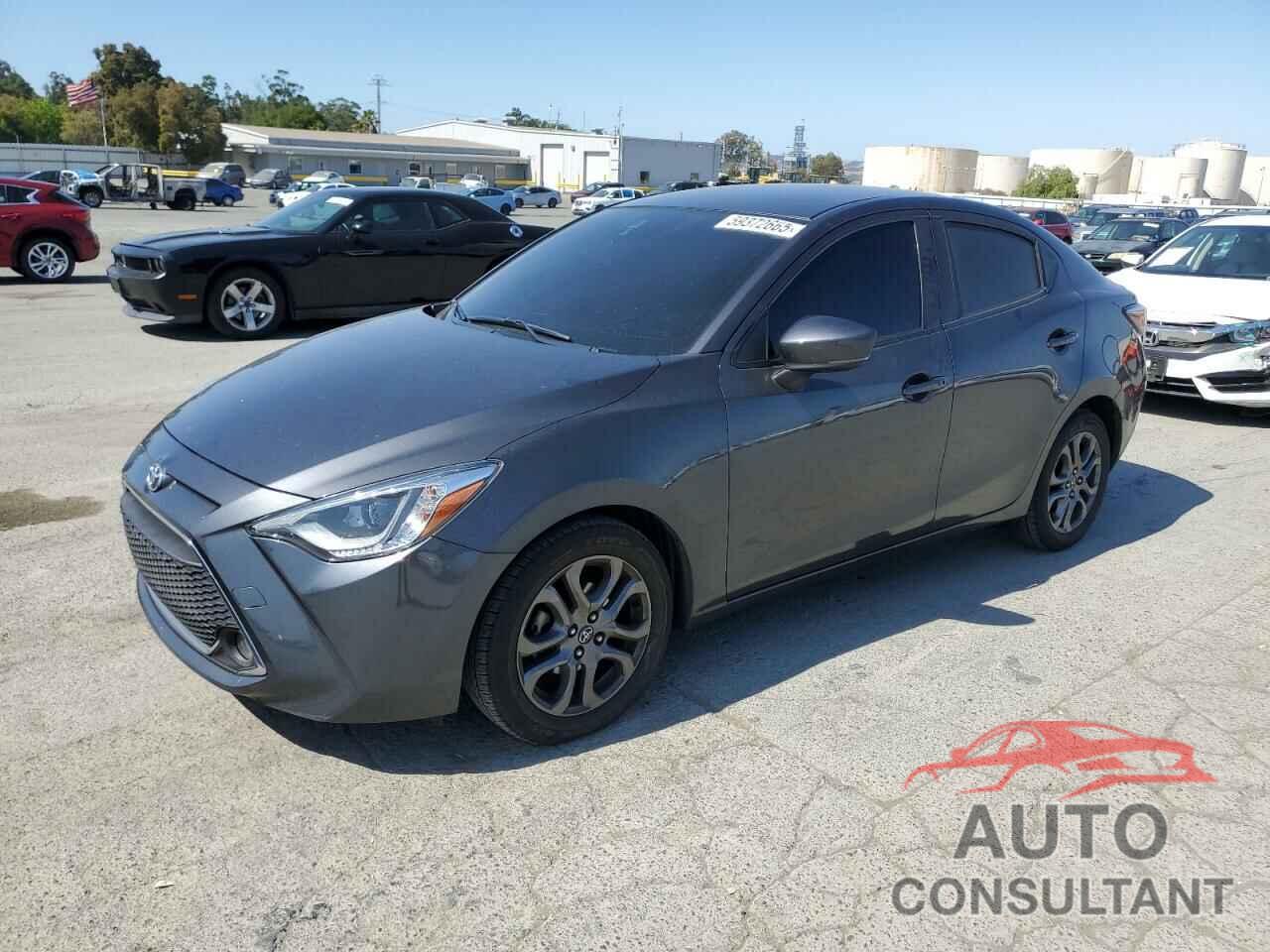 TOYOTA YARIS 2019 - 3MYDLBYV6KY522971