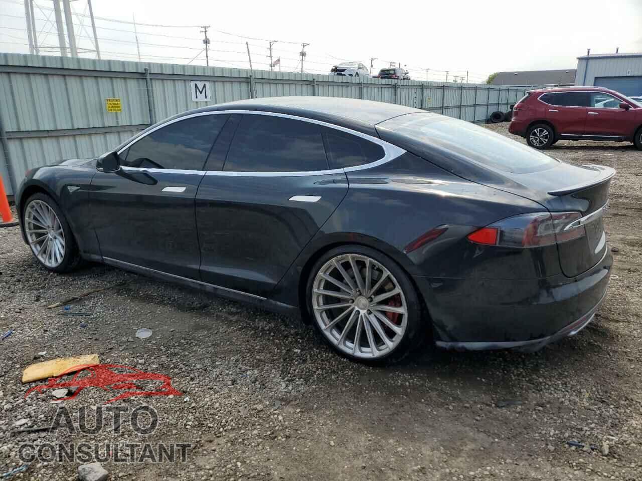 TESLA MODEL S 2014 - 5YJSA1H11EFP36611