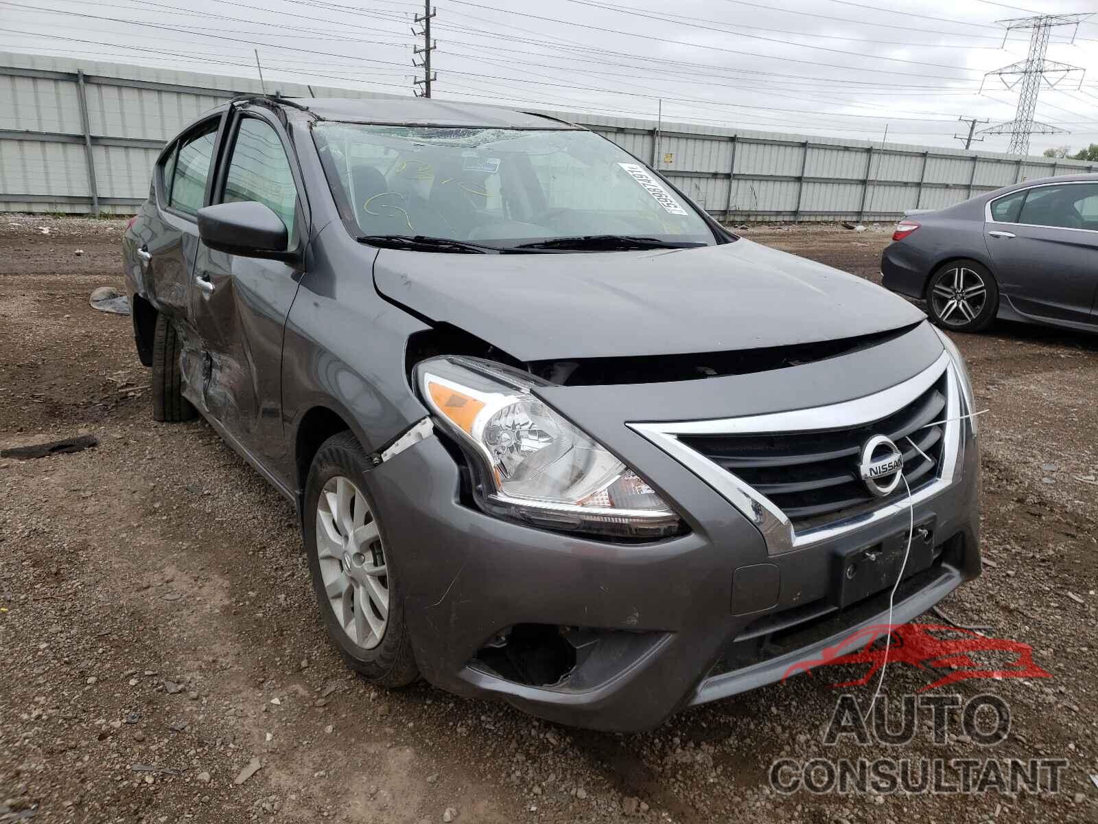 NISSAN VERSA 2019 - 3N1CN7AP1KL818963