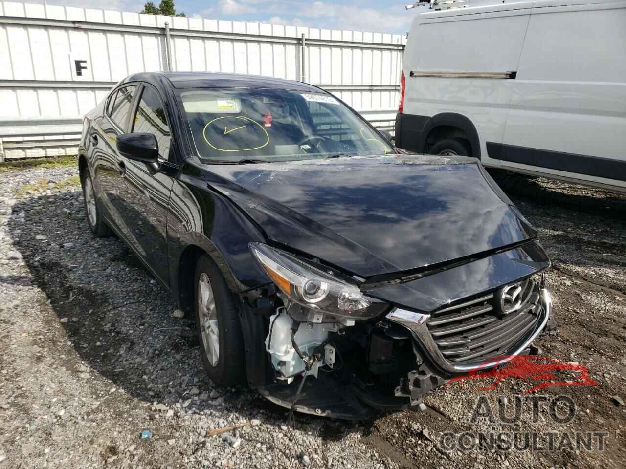 MAZDA 3 2018 - 3MZBN1U70JM268923