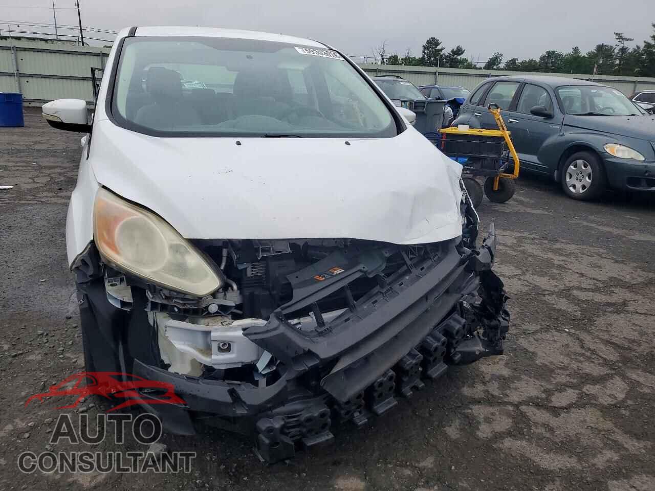 FORD CMAX 2013 - 1FADP5AU5DL541647