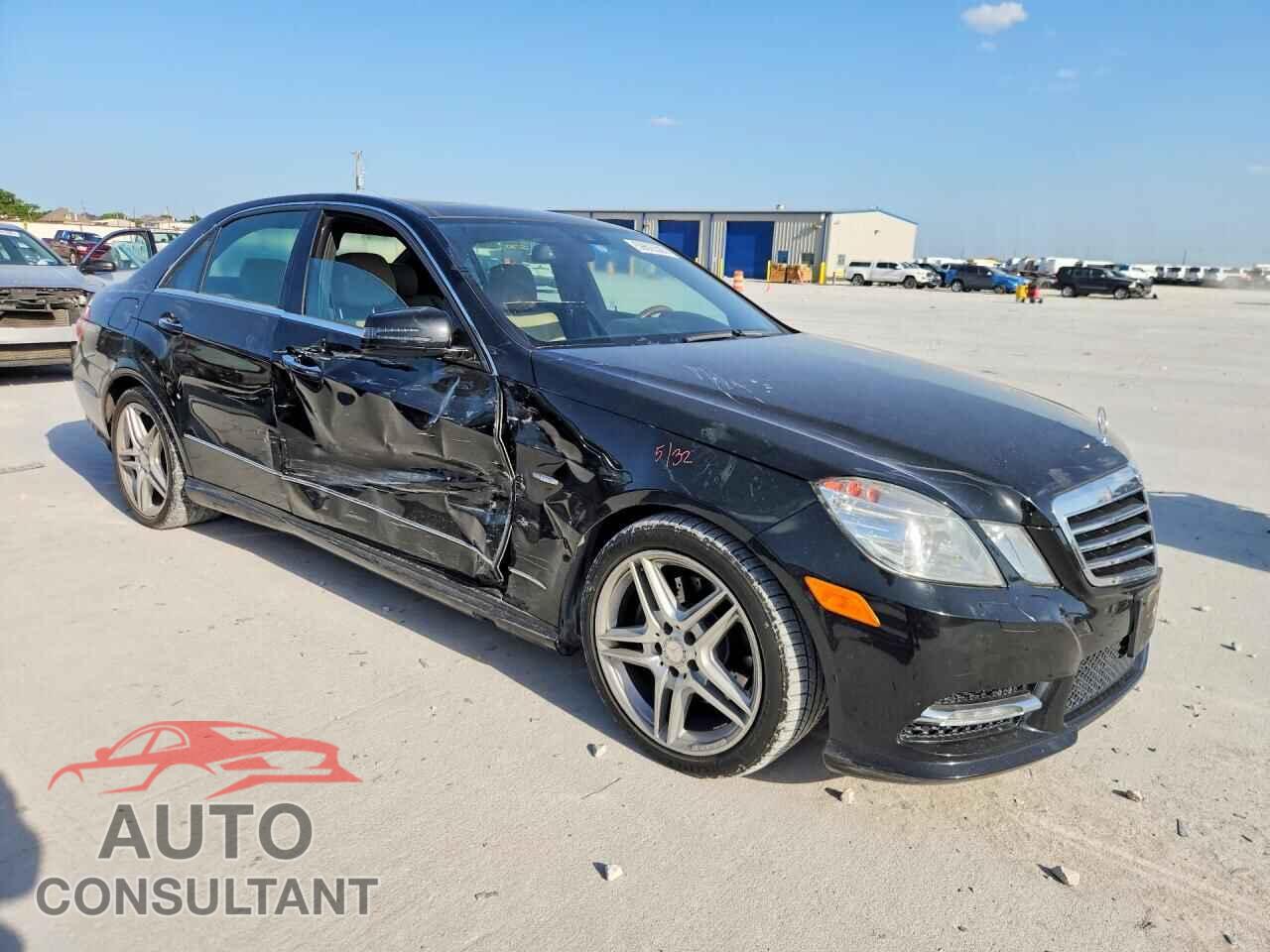 MERCEDES-BENZ E-CLASS 2012 - WDDHF5KB8CA555537