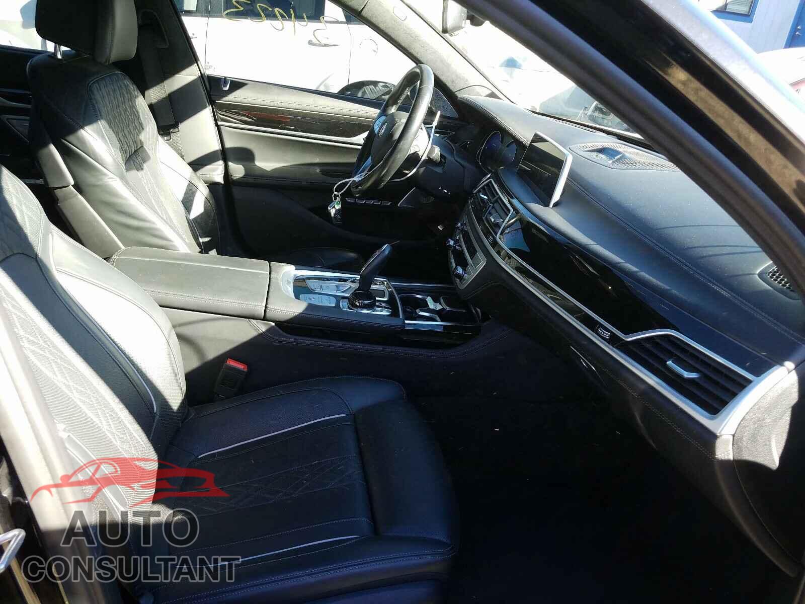 BMW 7 SERIES 2018 - WBA7F2C57JG856188