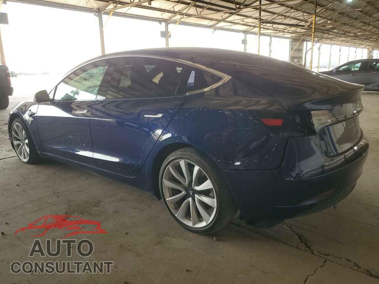 TESLA MODEL 3 2018 - 5YJ3E1EB5JF115971