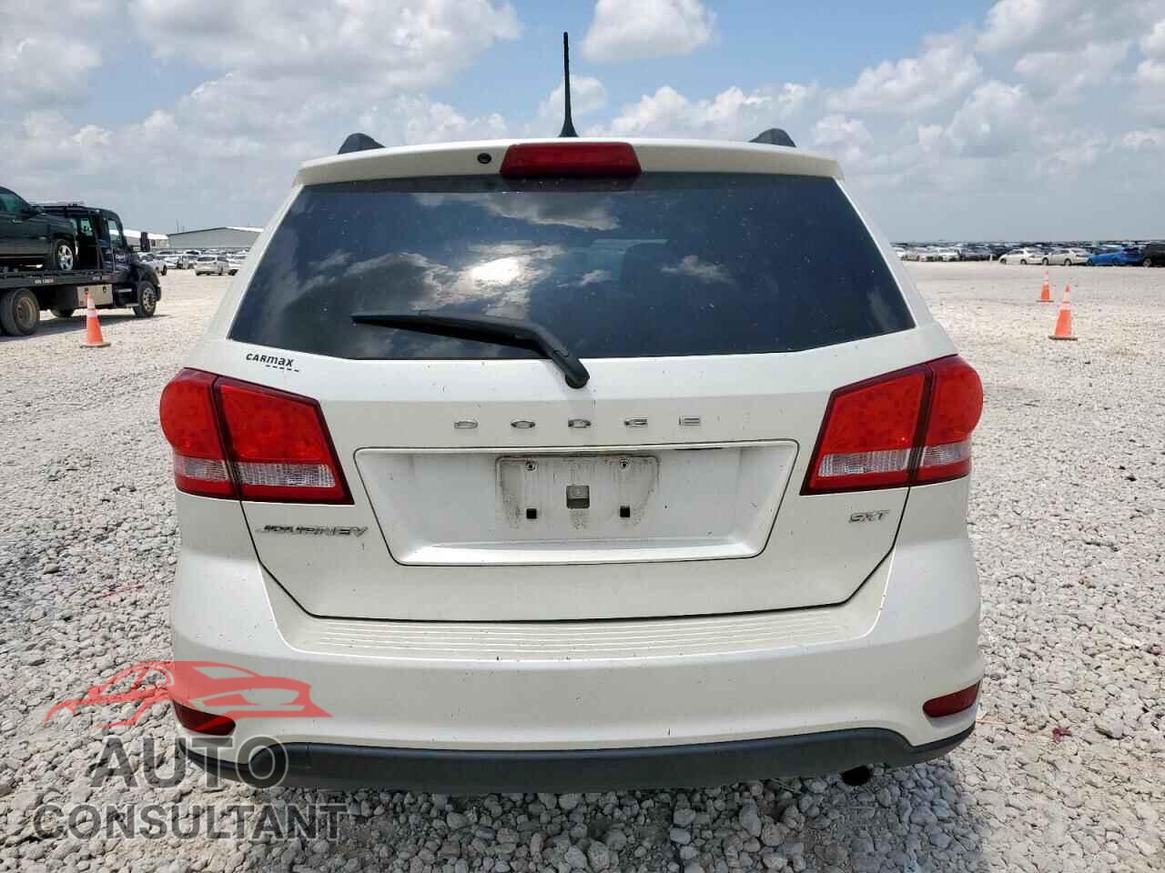 DODGE JOURNEY 2014 - 3C4PDCBB5ET141952