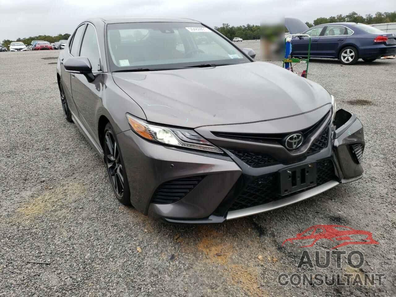 TOYOTA CAMRY 2018 - 4T1BZ1HKXJU017212