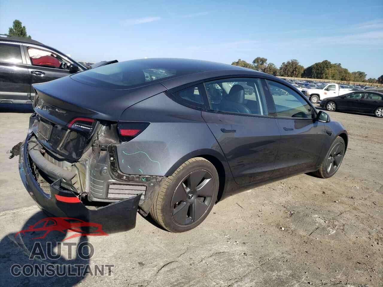 TESLA MODEL 3 2022 - 5YJ3E1EA0NF369732