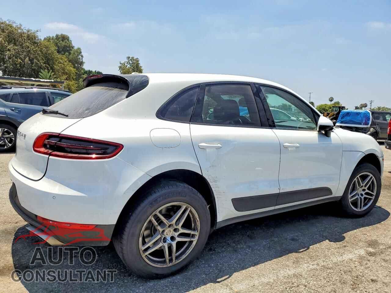 PORSCHE MACAN 2017 - WP1AA2A52HLB01945