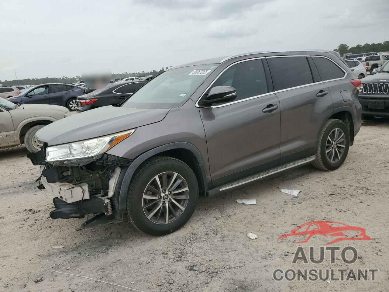 TOYOTA HIGHLANDER 2019 - 5TDKZRFH6KS566700