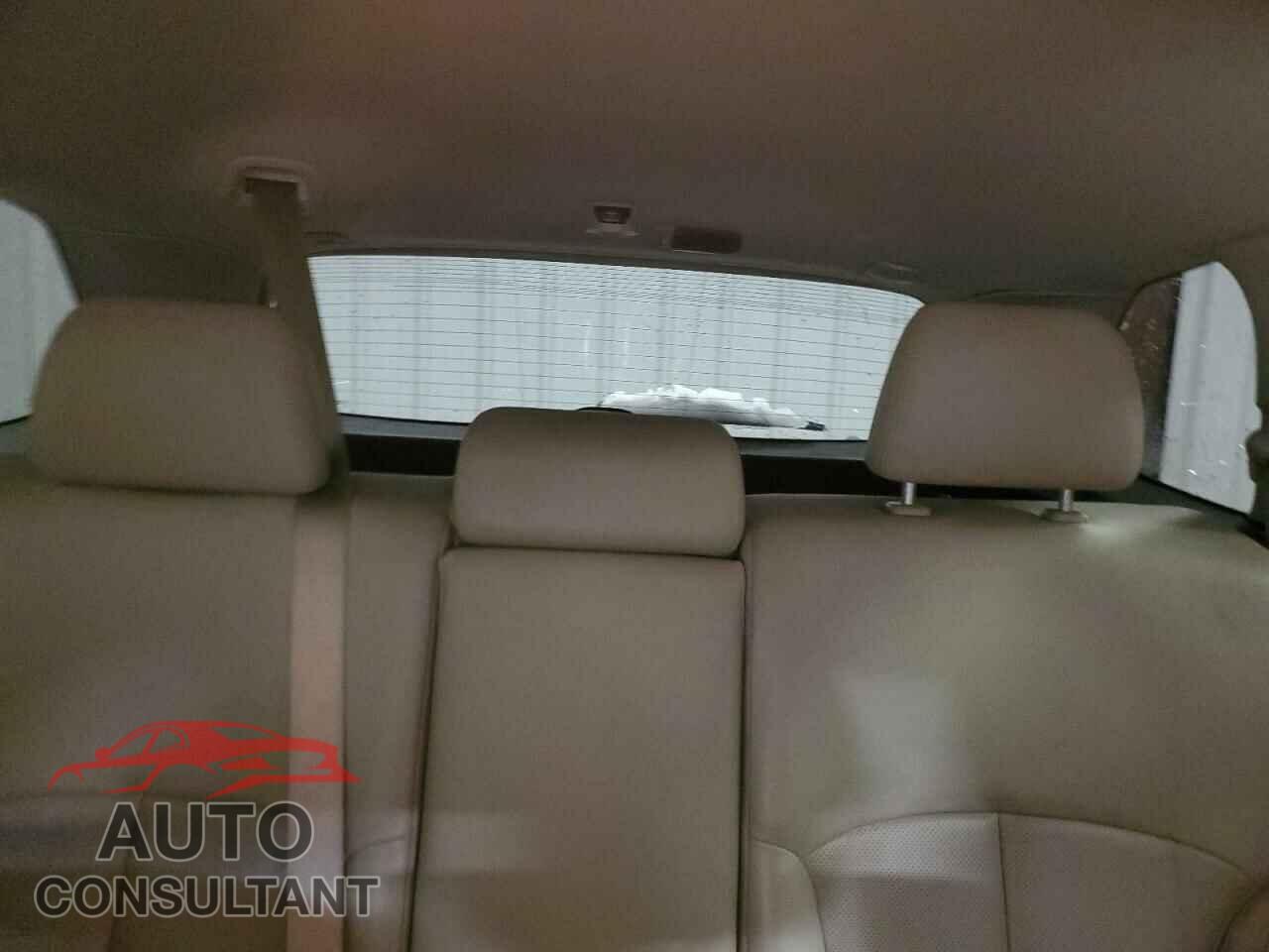 SUBARU OUTBACK 2014 - 4S4BRBLC8E3319003