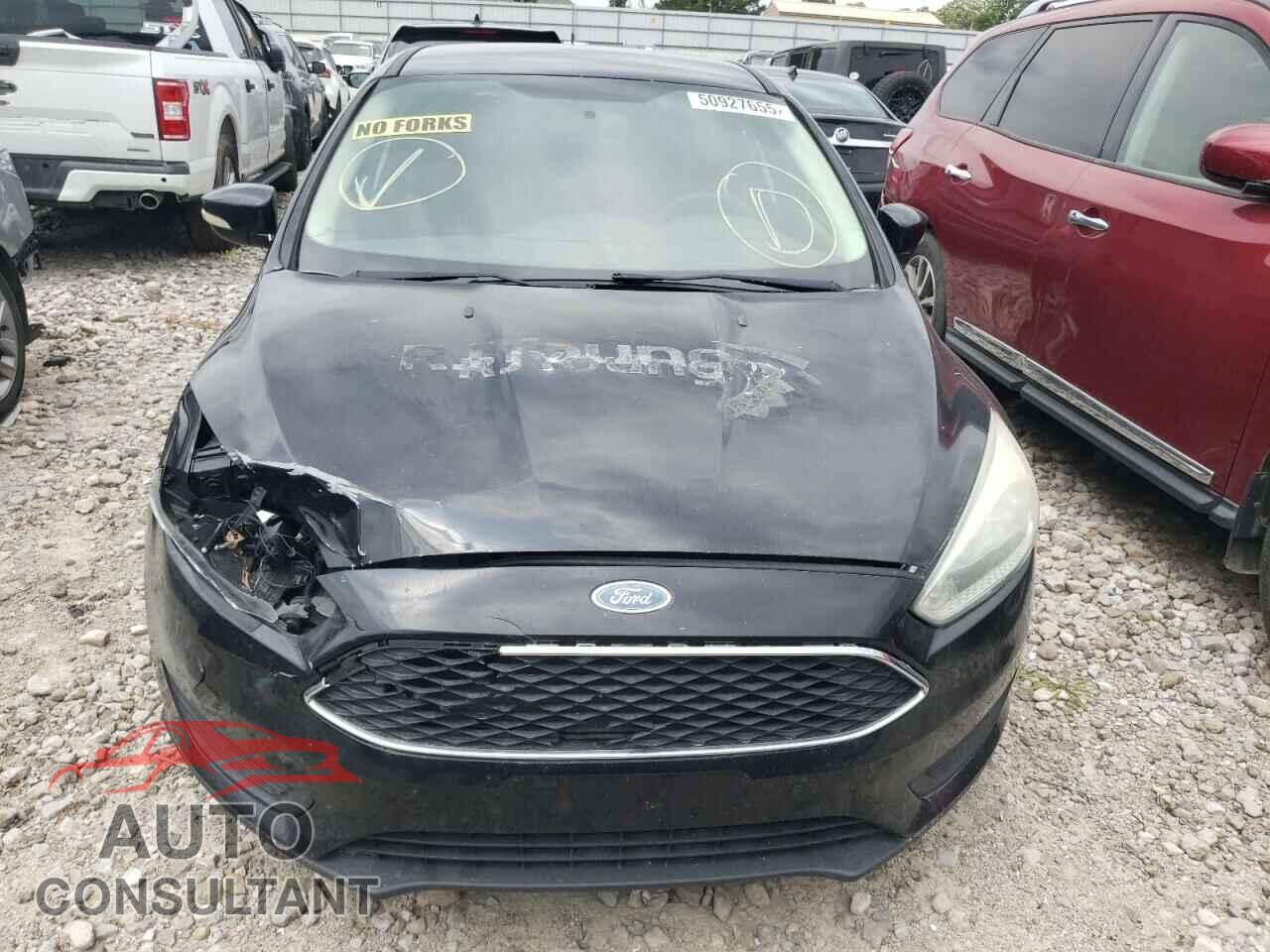FORD FOCUS 2016 - 1FADP3K2XGL247571