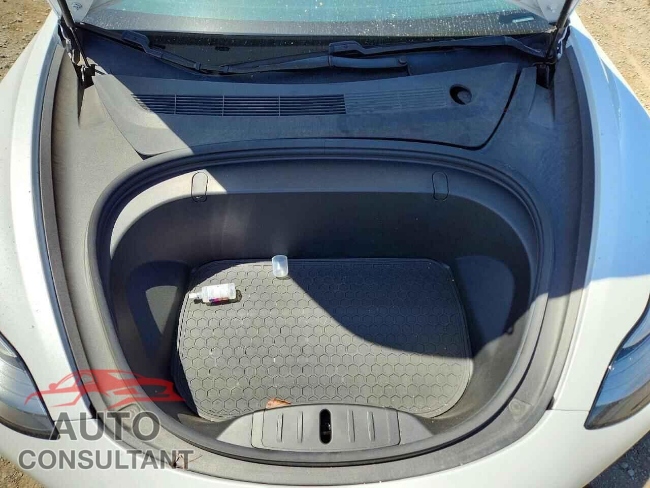 TESLA MODEL 3 2020 - 5YJ3E1EA8LF599337