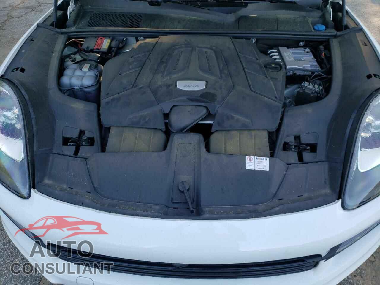PORSCHE CAYENNE 2021 - WP1AA2AY1MDA03990