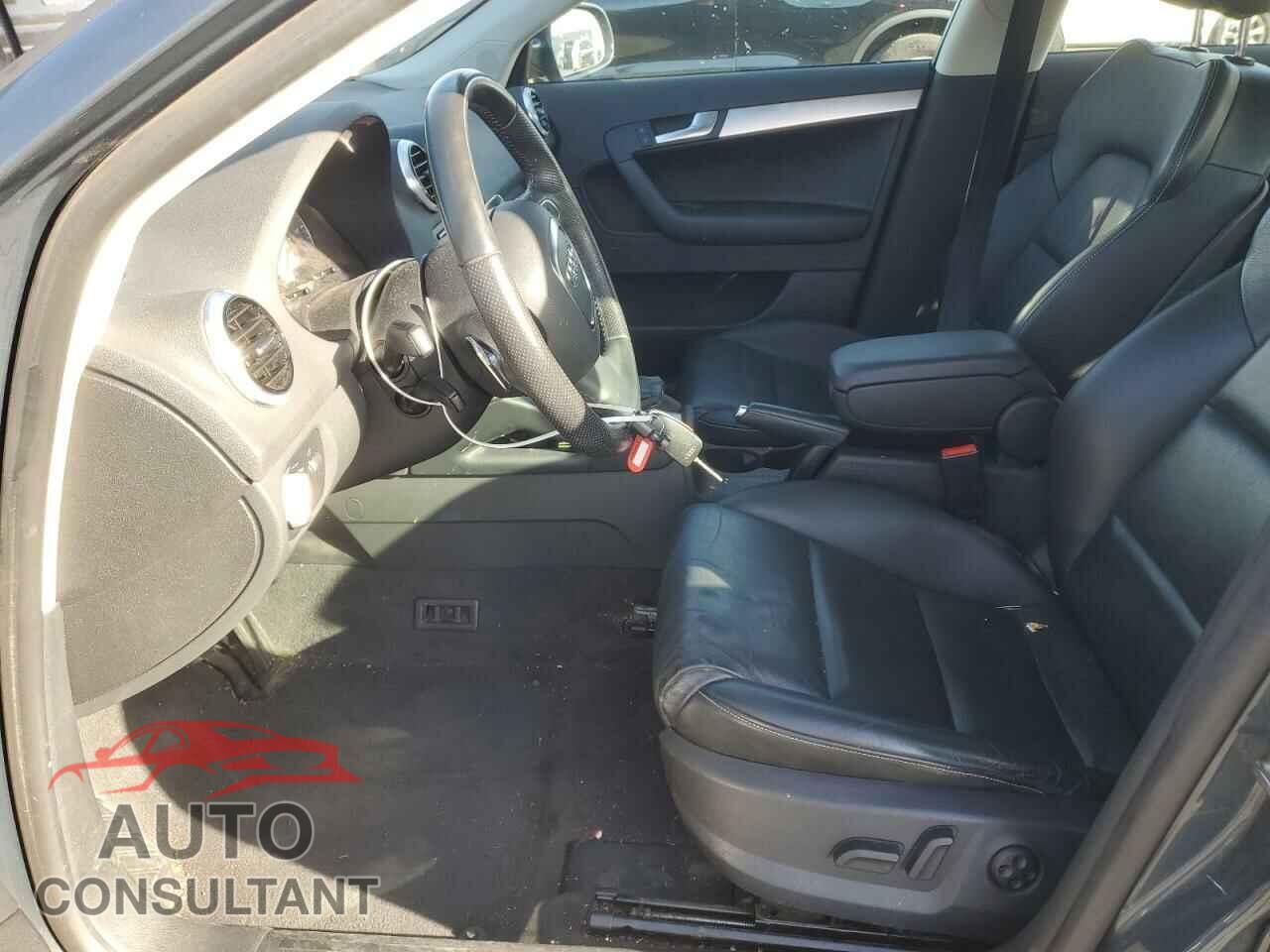 AUDI A3 2012 - WAUMFAFM5CA124583