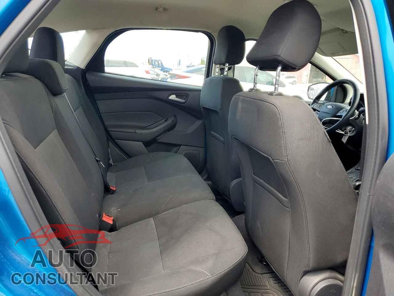 FORD FOCUS 2017 - 1FADP3K20HL220509