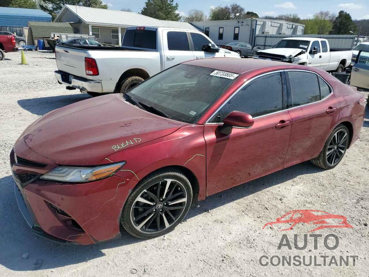 TOYOTA CAMRY 2018 - 4T1B61HK4JU501420
