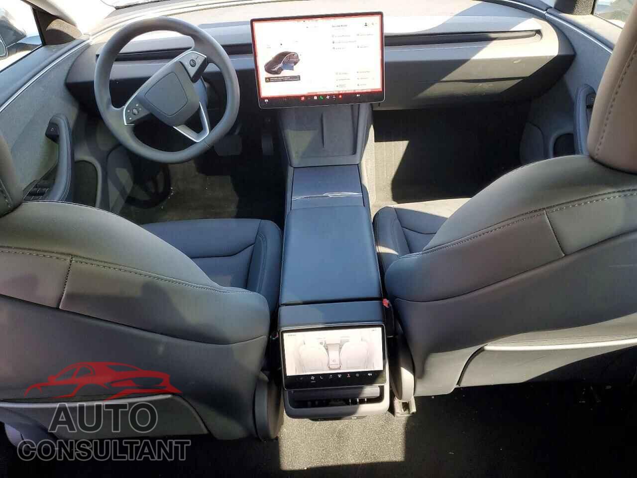 TESLA MODEL 3 2025 - 5YJ3E1EA7SF047889