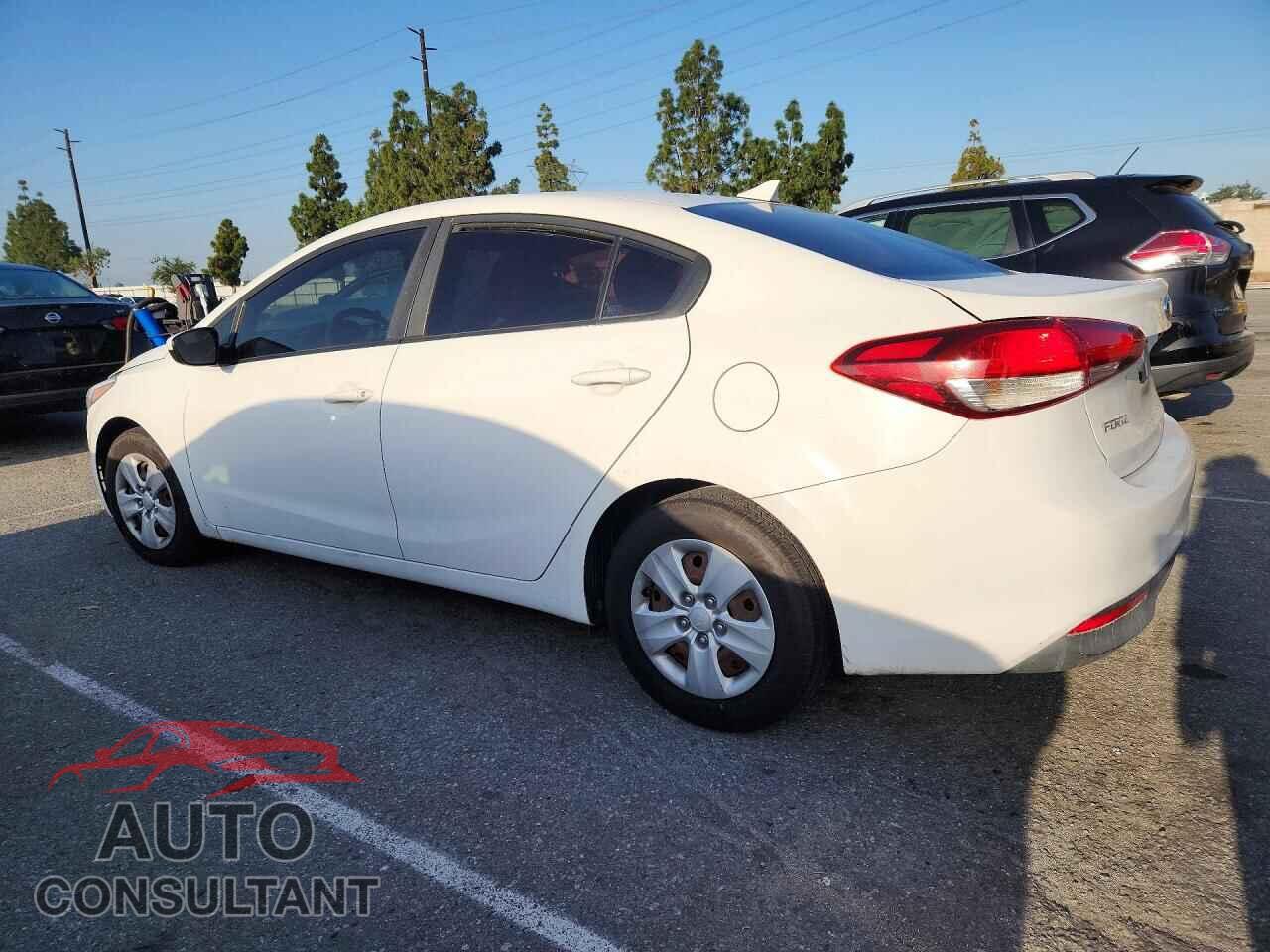 KIA FORTE 2017 - 3KPFK4A74HE024084