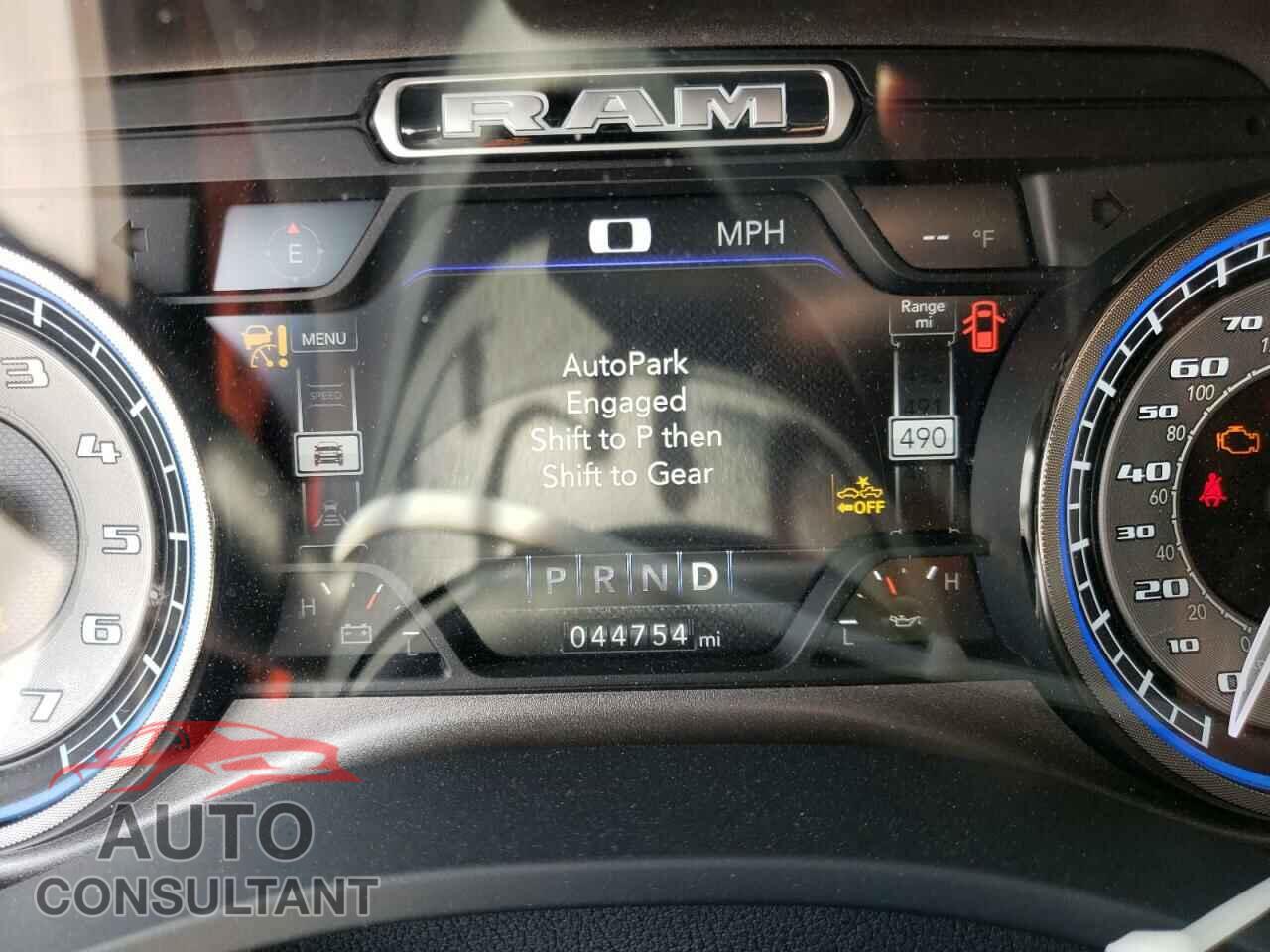 RAM 1500 2019 - 1C6RREHT2KN582334