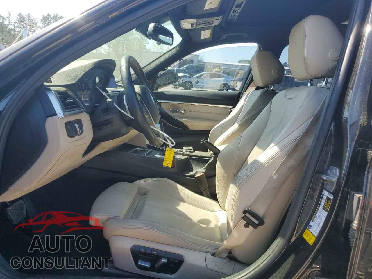 BMW 3 SERIES 2016 - WBA8E9G56GNU30667