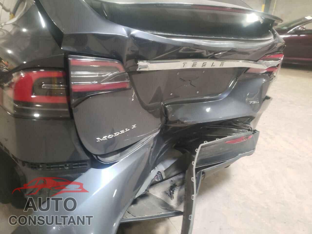 TESLA MODEL X 2017 - 5YJXCBE22HF041979