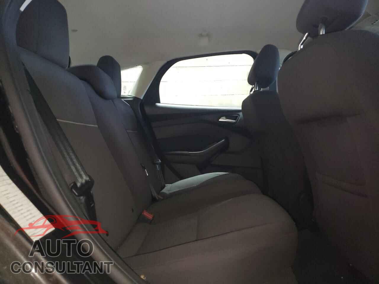FORD FOCUS 2012 - 1FAHP3M2XCL344360