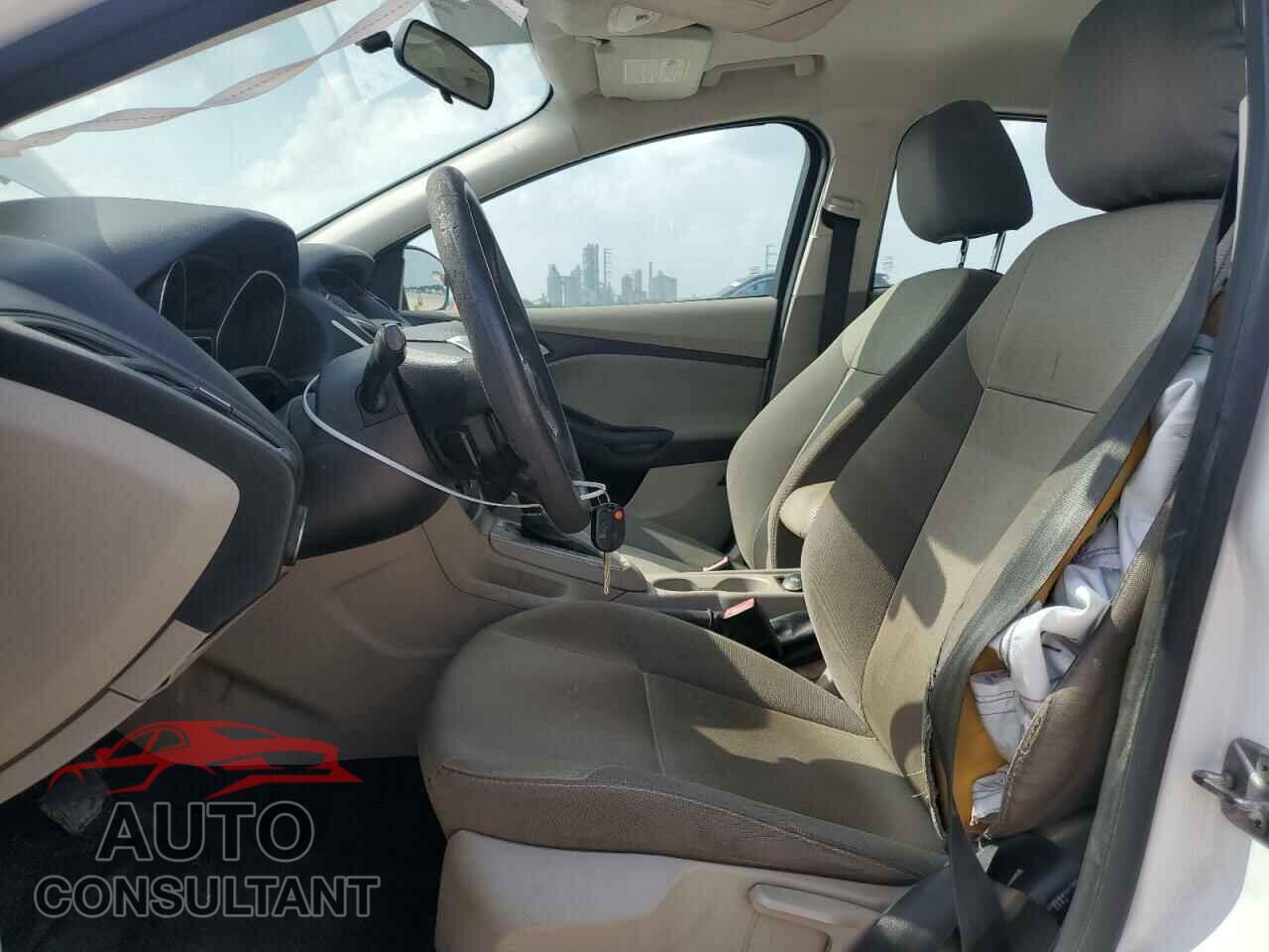 FORD FOCUS 2013 - 1FADP3F2XDL198801