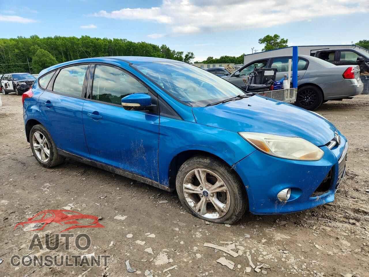 FORD FOCUS 2012 - 1FAHP3K27CL335912