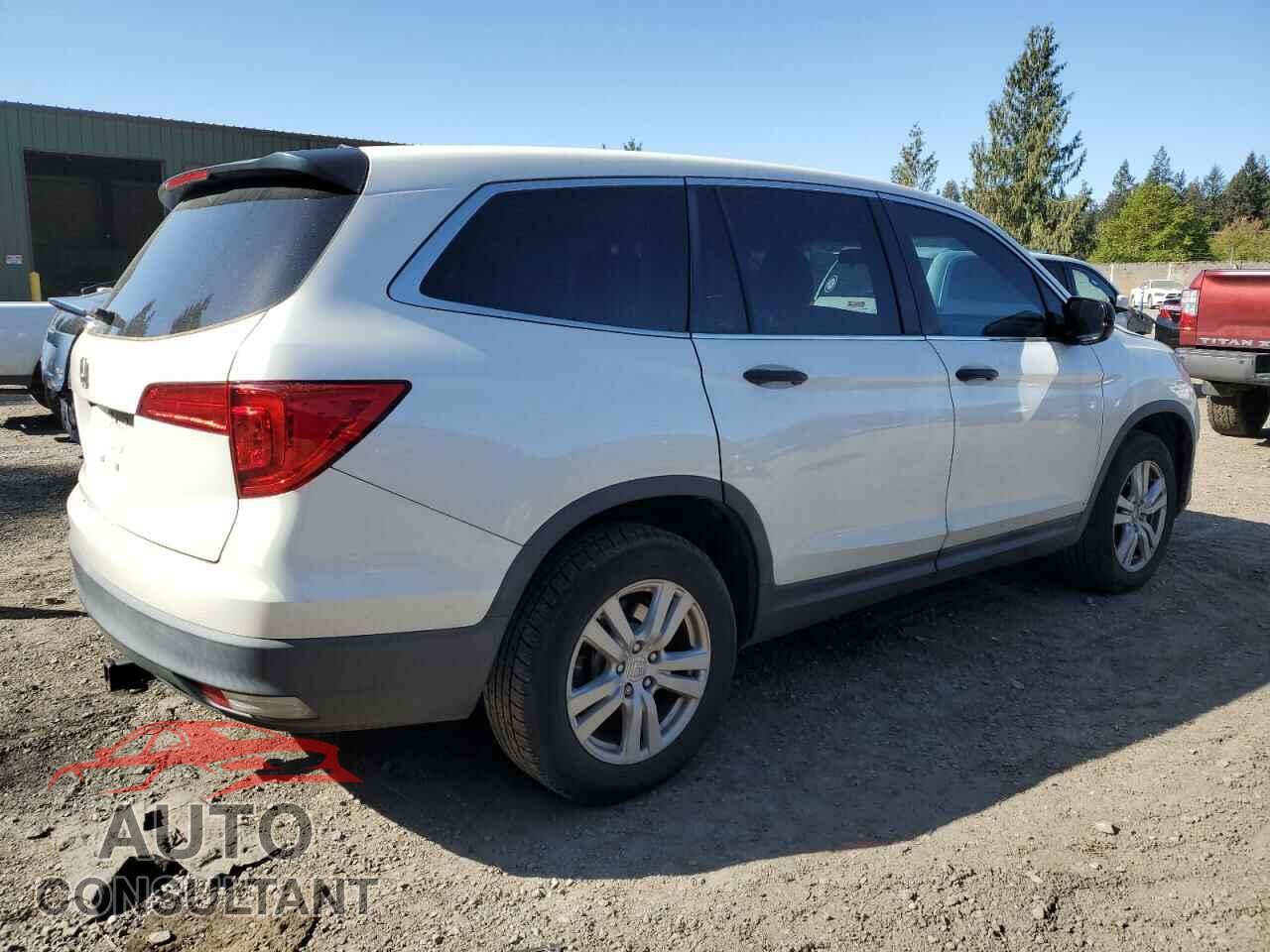 HONDA PILOT 2017 - 5FNYF5H19HB013080