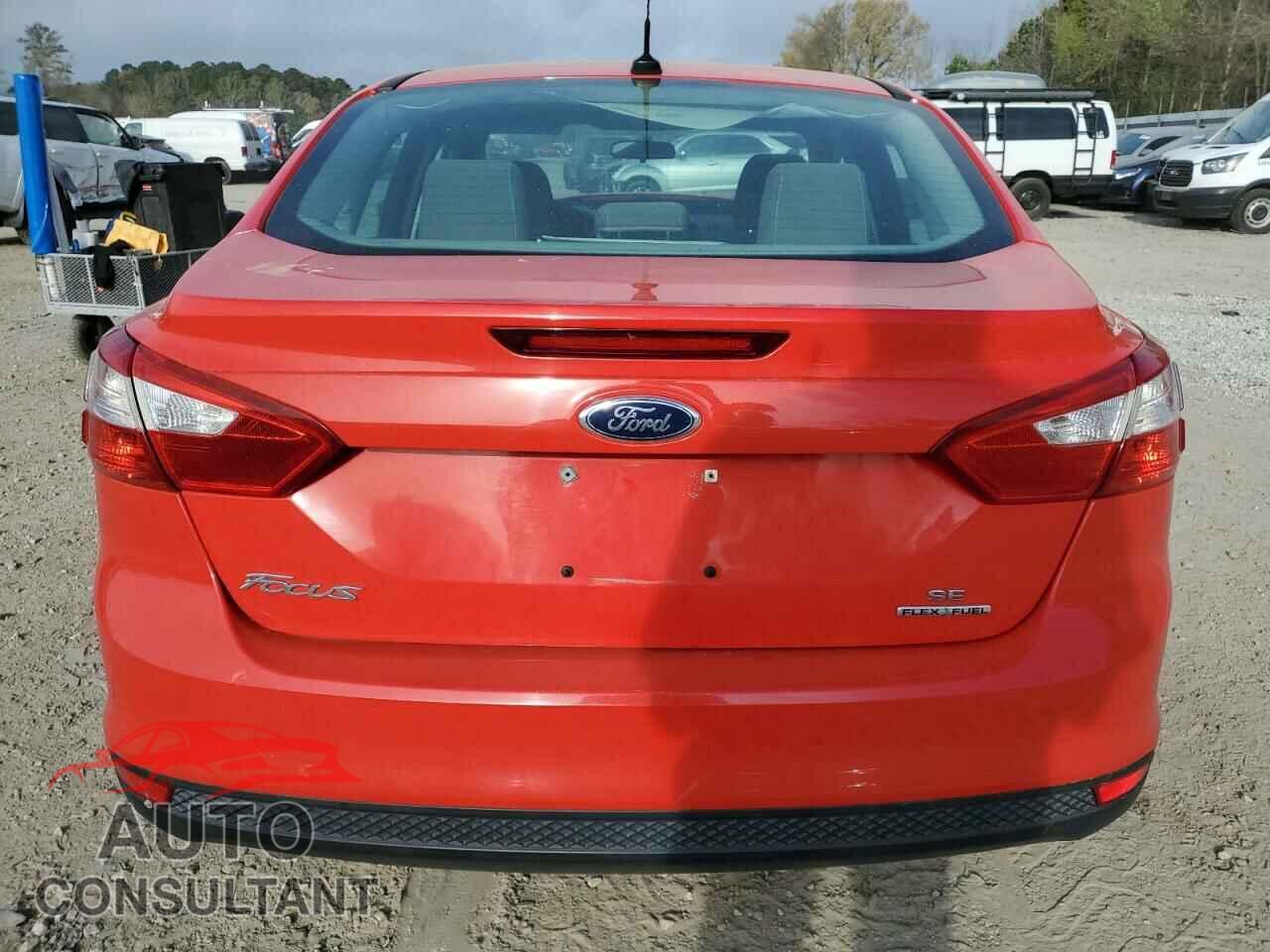 FORD FOCUS 2014 - 1FADP3F27EL219881