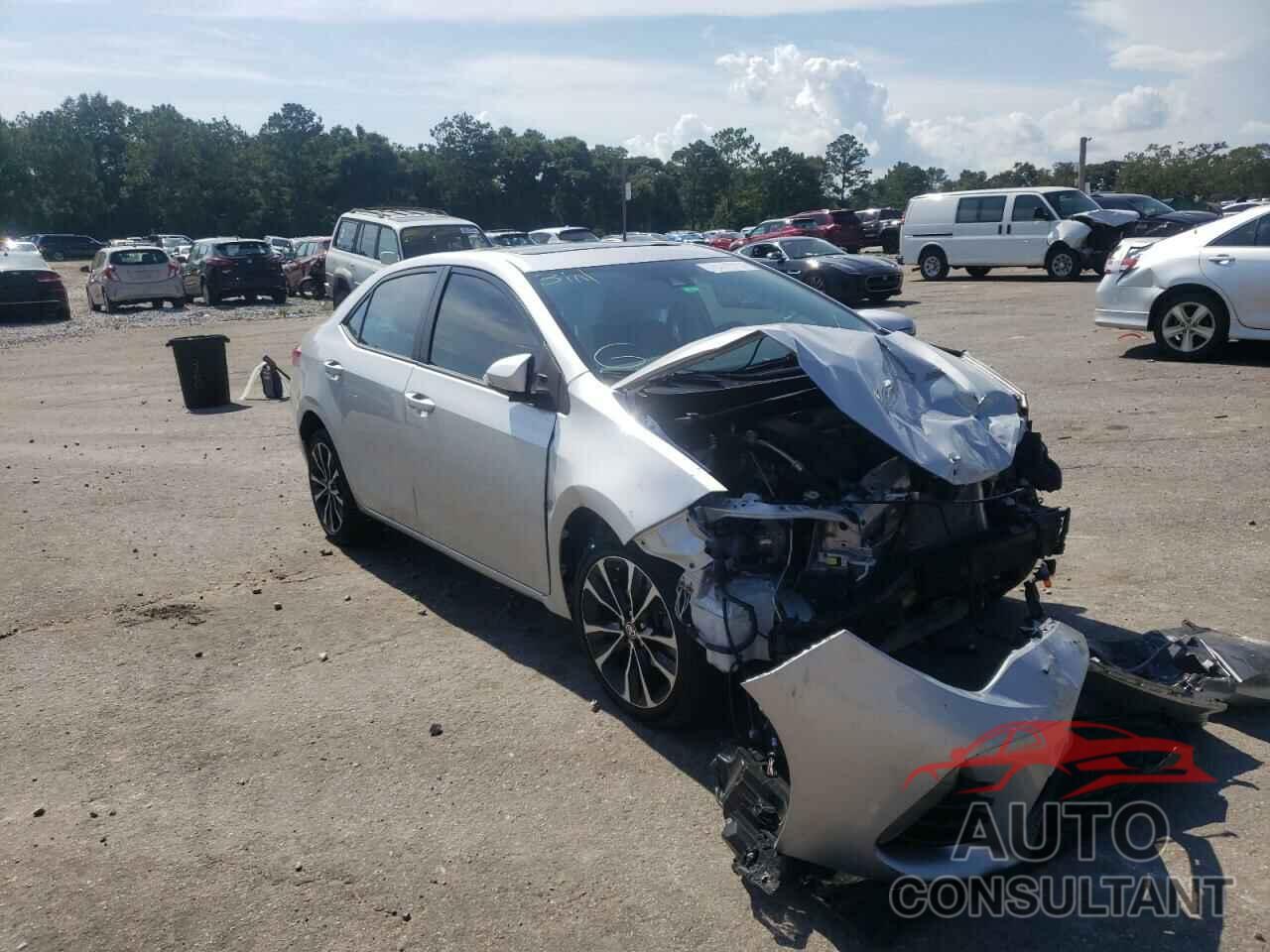 TOYOTA COROLLA 2018 - 5YFBURHE1JP761547